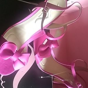 Cute!. never worn hot pink heels strap at ankle,